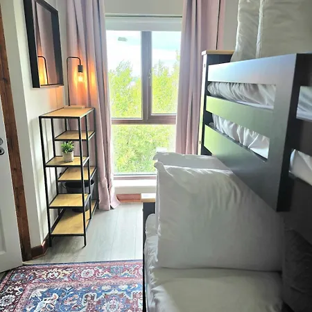 Abbey 4 Bedroom 公寓