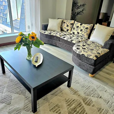 Abbey 4 Bedroom 公寓 *