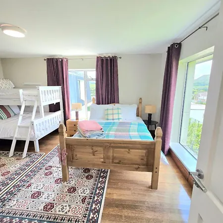 Abbey 4 Bedroom * Ardara