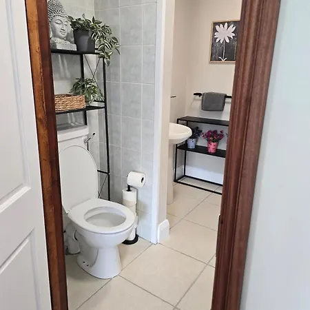 Abbey 4 Bedroom Διαμέρισμα *