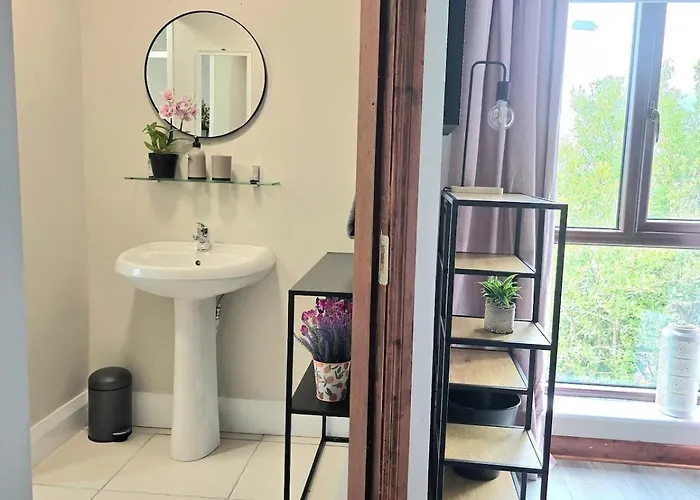 Abbey 4 Bedroom 아파트 아르다라