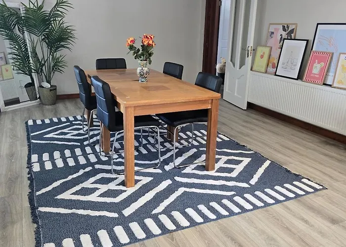 아파트 Abbey 4 Bedroom *